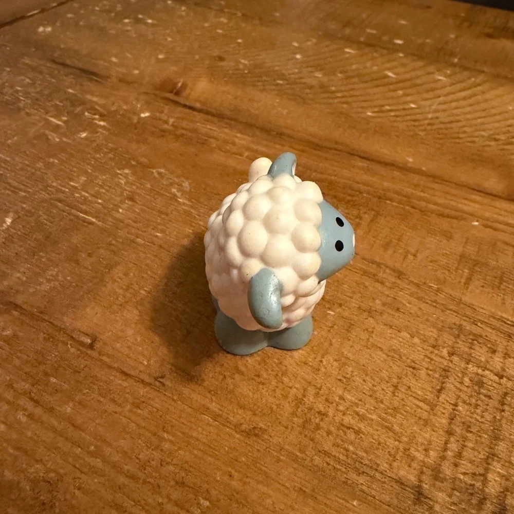 Fisher Price Little People sheep as is